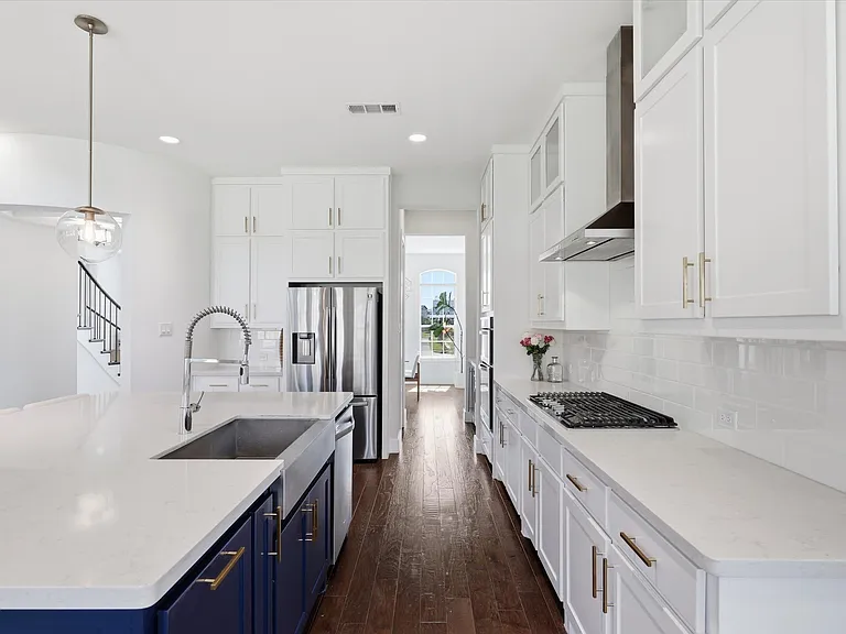 3348 Starling Dr — Photo 9