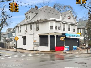 448-452 Clove Rd, Staten Island, NY 10310