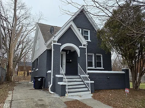 5217 Lakeview St Photo 1