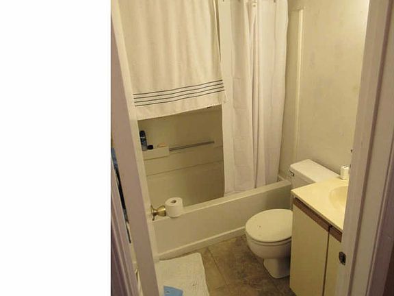 4th image of 203 Rock St APT C