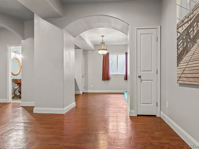 581 S Seaside Dr — Photo 19