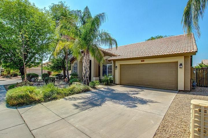 1st image of 4545 E Muriel Dr