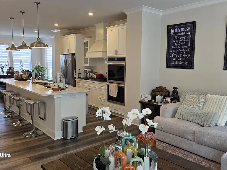 2944 Bridgewater Dr — Photo 4