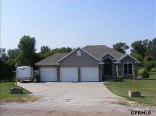 2634 Pawnee Meadows Rd, Fremont, NE 68025
