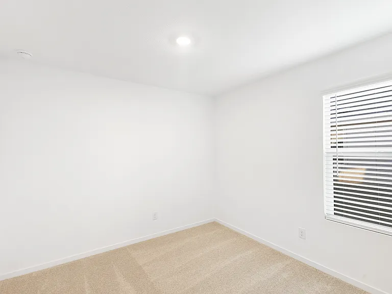 1621 Baugh St — Photo 15