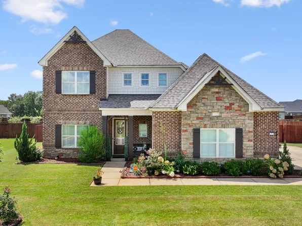 491 Midland Dr, Wetumpka, AL 36093