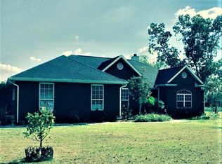 1349 Lovewood Rd, Cottondale, FL 32431