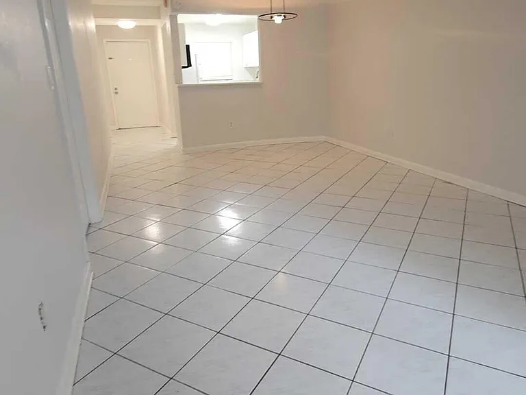 4111 Stirling Rd #406 — Photo 5