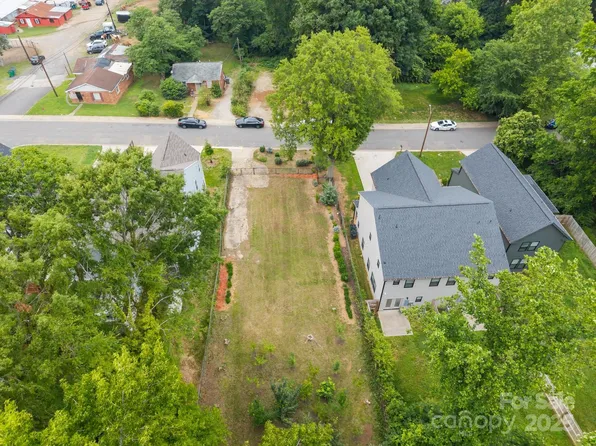 829 Holland Ave, Charlotte, NC 28206