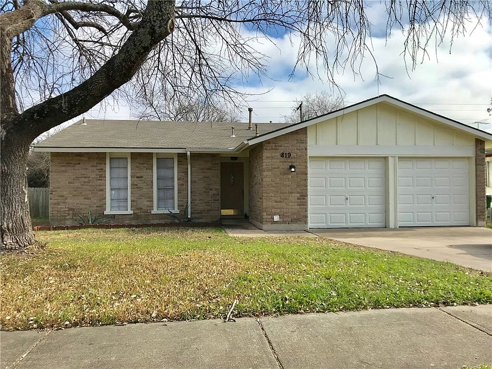 1st image of 819 Cactus Dr