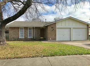 819 Cactus Dr, Round Rock, TX 78681