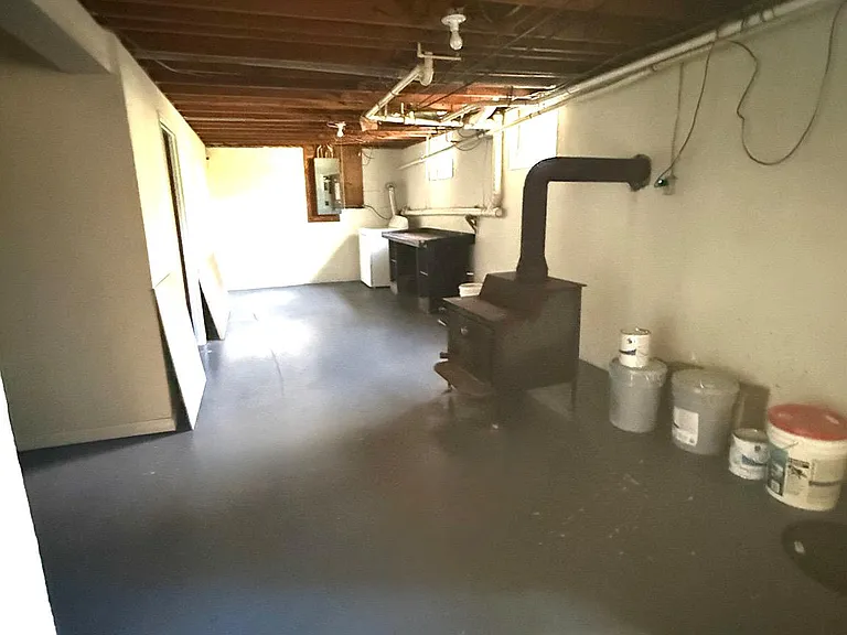 1523 Courthouse Rd — Photo 15