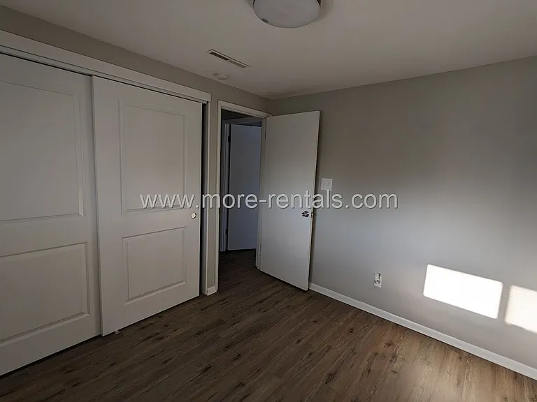 1584 Southfield Dr S — Photo 11