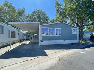 32 Cosmic Ln, Richland, WA 99354