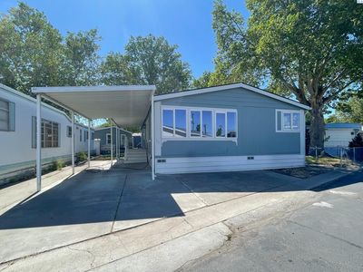 32 Cosmic Ln, Richland, WA, 99354