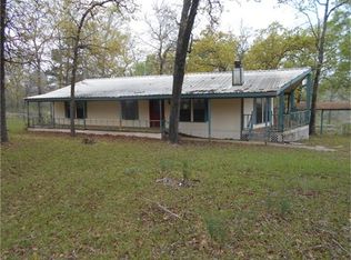1661 County Road 129, Centerville, TX 75833