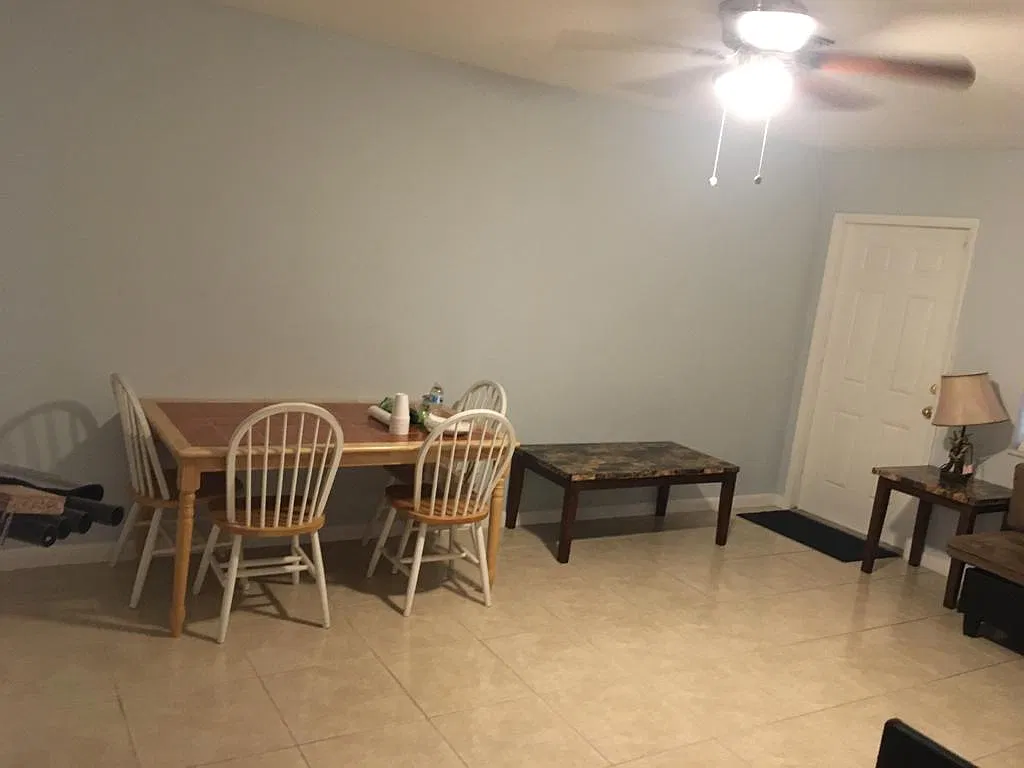 2 bed, 3200 sqft, $950 — Photo 4