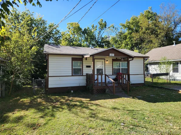 307 York St, Tahlequah, OK 74464