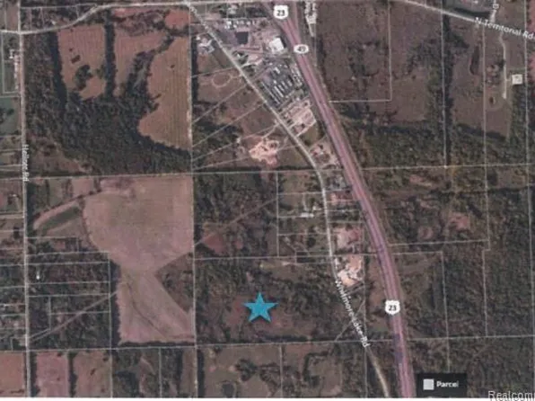 6281 Whitmore Lake Rd, Whitmore Lake, MI 48189