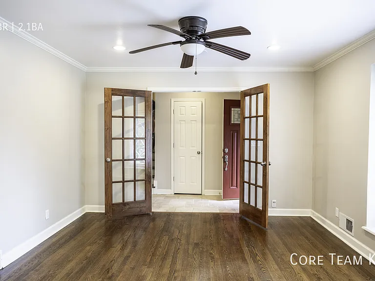 2308 W 104th St — Photo 10