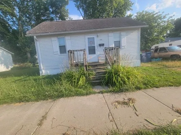 1210 13th St, Bay City, MI 48708