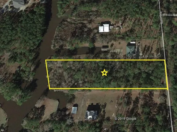 29322 Paquet Rd, Lacombe, LA 70445