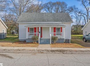 105 2nd St, Fountain Inn, SC 29644