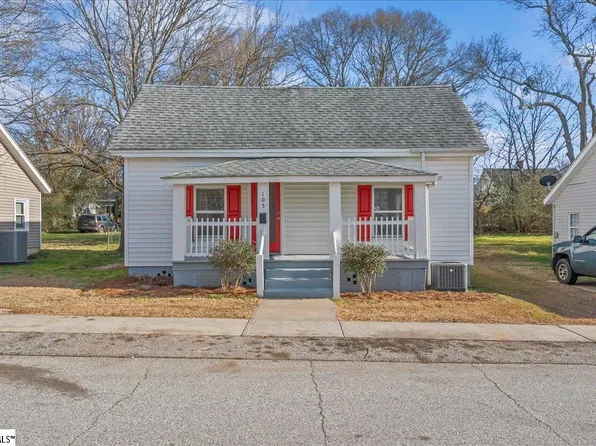 105 2nd St, Fountain Inn, SC 29644