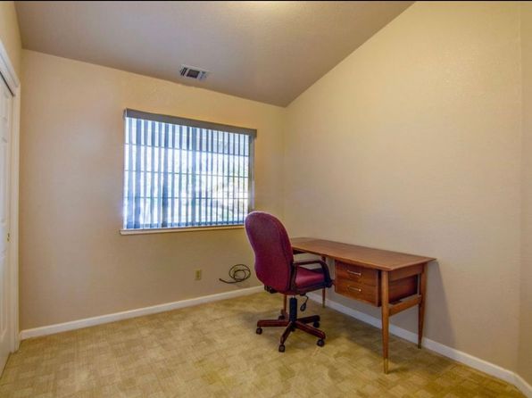 518 Roseville Ridge Ct