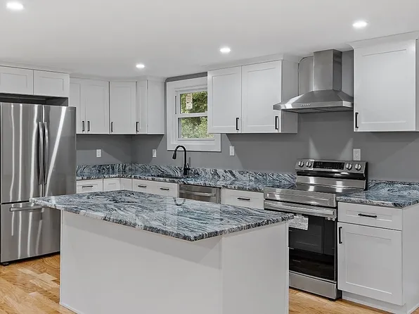 85 Bliss Hill Rd, Royalston, MA 01368