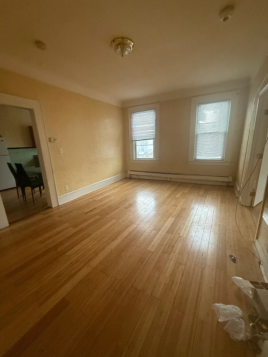 Building Photo - 67 Fabyan Pl #1R