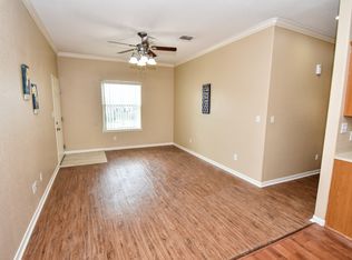 137 Sherwood Dr #C, Victoria, TX 77901