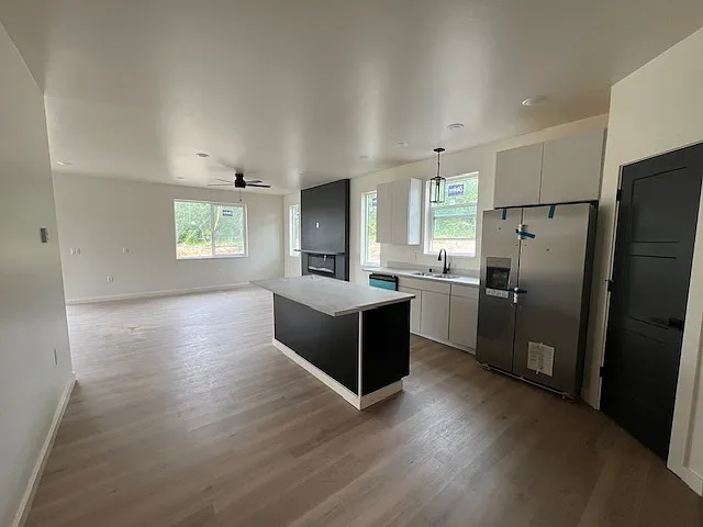 1881 W Lake Lucille Dr #1 — Photo 3