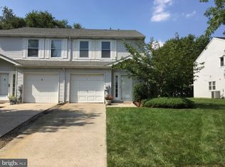 7 Society Ct, Burlington, NJ 08016