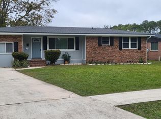 7763 Brockhurst Dr, Jacksonville, FL 32277