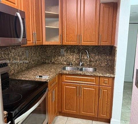 4th image of 8009 W 6th Ave APT B
