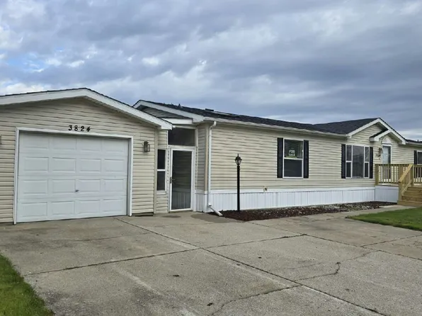 3824 Worthington St #467, Portage, IN 46368