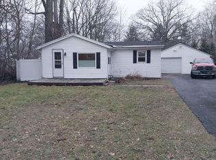 5953 Meade Rd, Sylvania, OH 43560