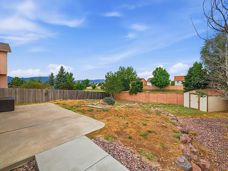 5644 Mountain Garland Dr — Photo 34