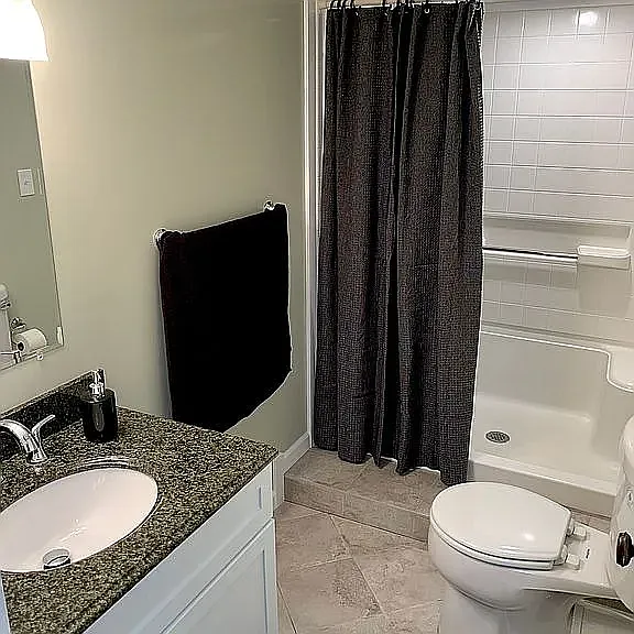 317 Cynthia Dr — Photo 5