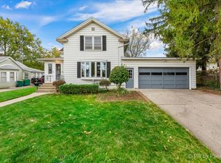 476 E Exchange St, Sycamore, IL 60178