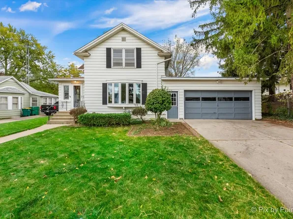 476 E Exchange St, Sycamore, IL 60178