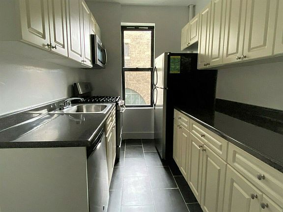 3rd image of 711 Ocean Ave #D44