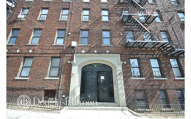 Rented by Douglas Elliman | media 4