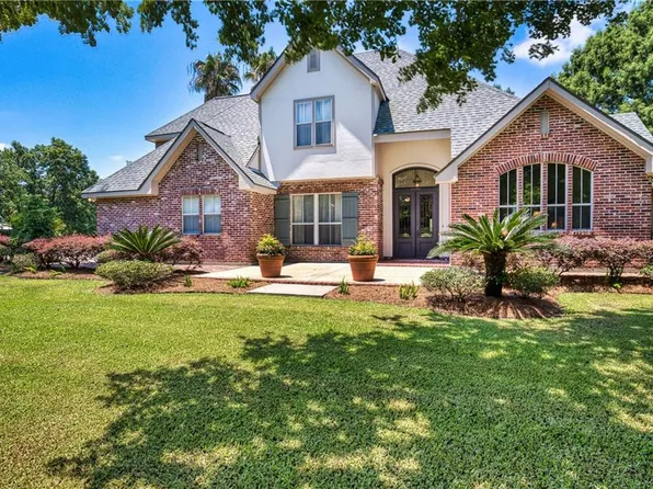 3 Parc Riverwood Dr, Belle Chasse, LA 70037