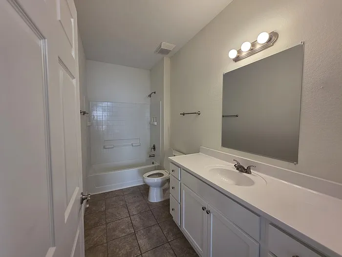 6202 White Oak Dr — Photo 6