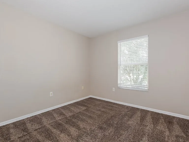 11813 Mango Groves Blvd — Photo 14