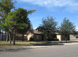 1135 Crescent Dr, Andrews, TX 79714