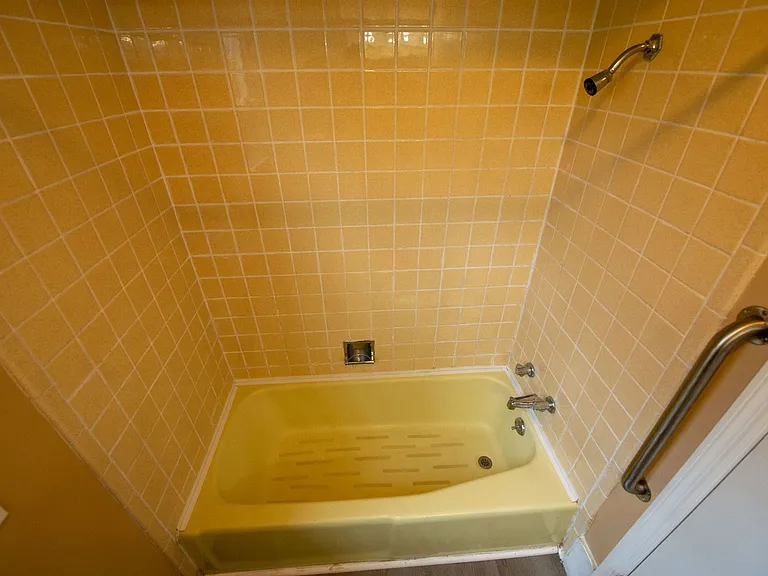 4621-4655 S Acorn Dr — Photo 32