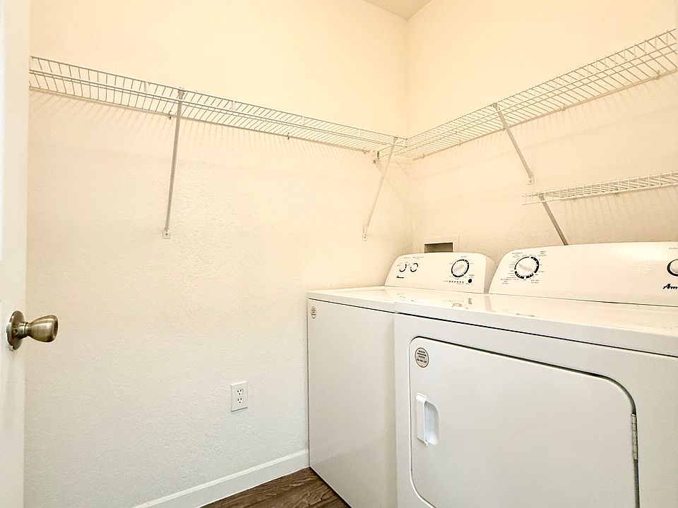 Washer and Dryer Included